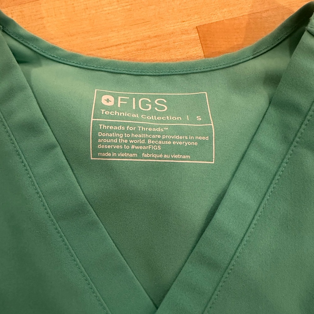 Figs surgical green caterina top